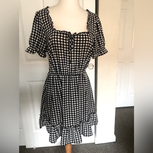 A short sexy Summer versatile dress!!💋 - Picture 1 of 3